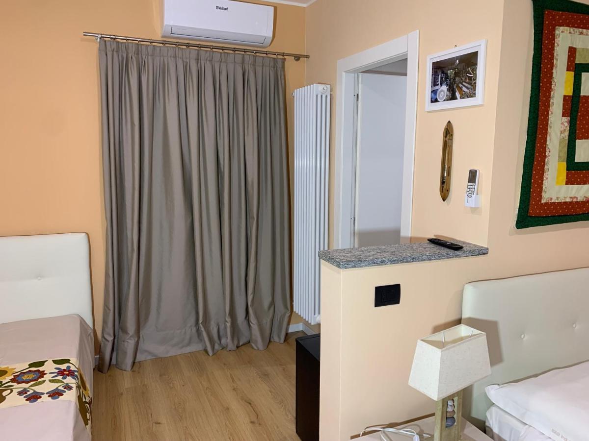 Villa Guardia Bed & Breakfast Indi Thelar מראה חיצוני תמונה