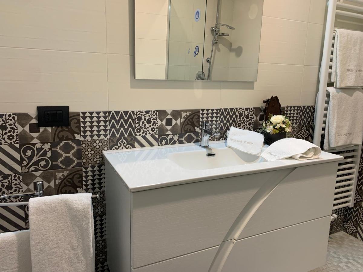 Villa Guardia Bed & Breakfast Indi Thelar מראה חיצוני תמונה